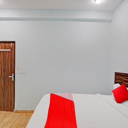 Hotel O Surya Gold Guest House Najafgarh Eksteriør bilde