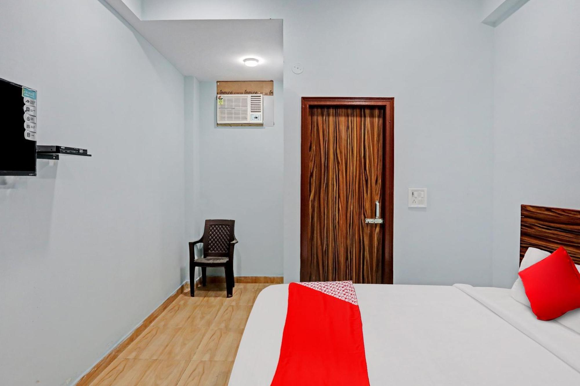 Hotel O Surya Gold Guest House Najafgarh Eksteriør bilde